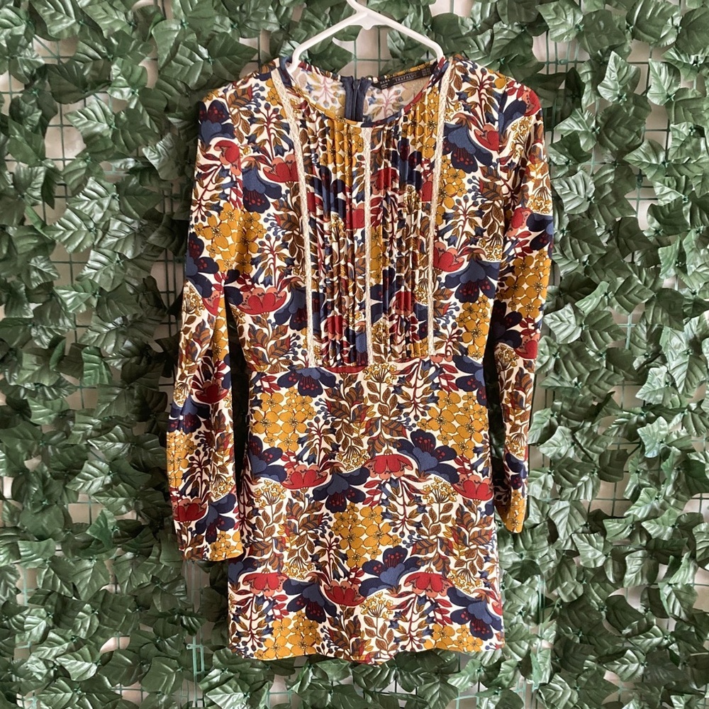 LIKE NEW Zara Trafaluc SIZE XS Multicolor Floral Jumper Romper with‎ Shorts